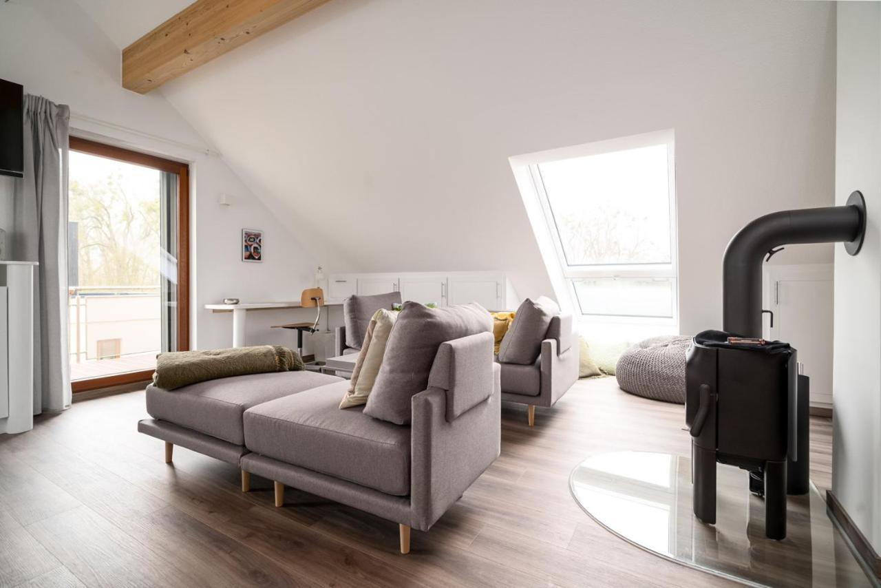 Appartement Roter Milan Рехлин Екстериор снимка