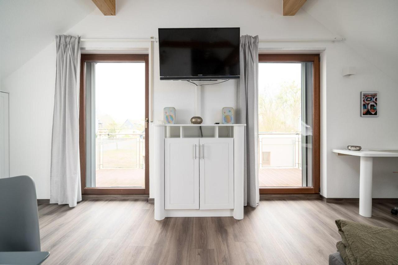 Appartement Roter Milan Рехлин Екстериор снимка
