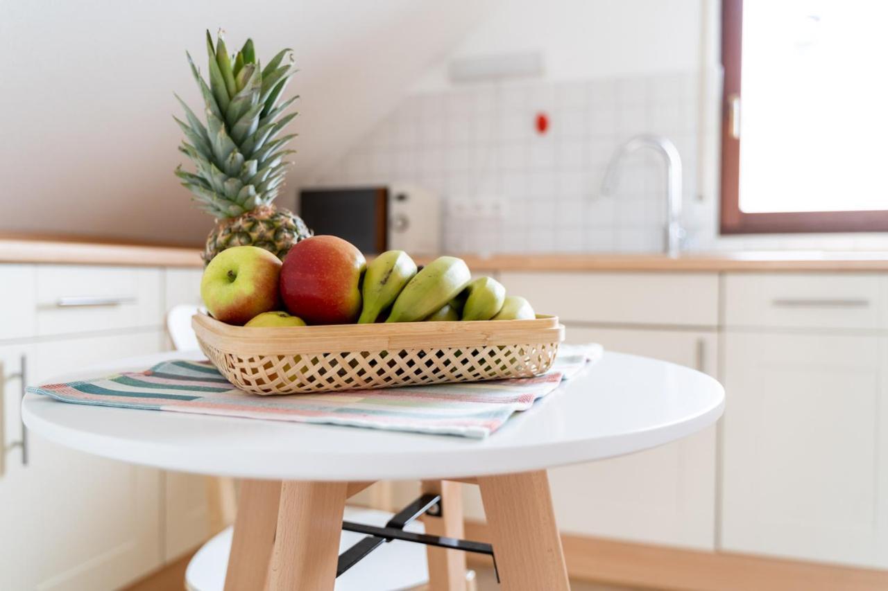 Appartement Roter Milan Рехлин Екстериор снимка