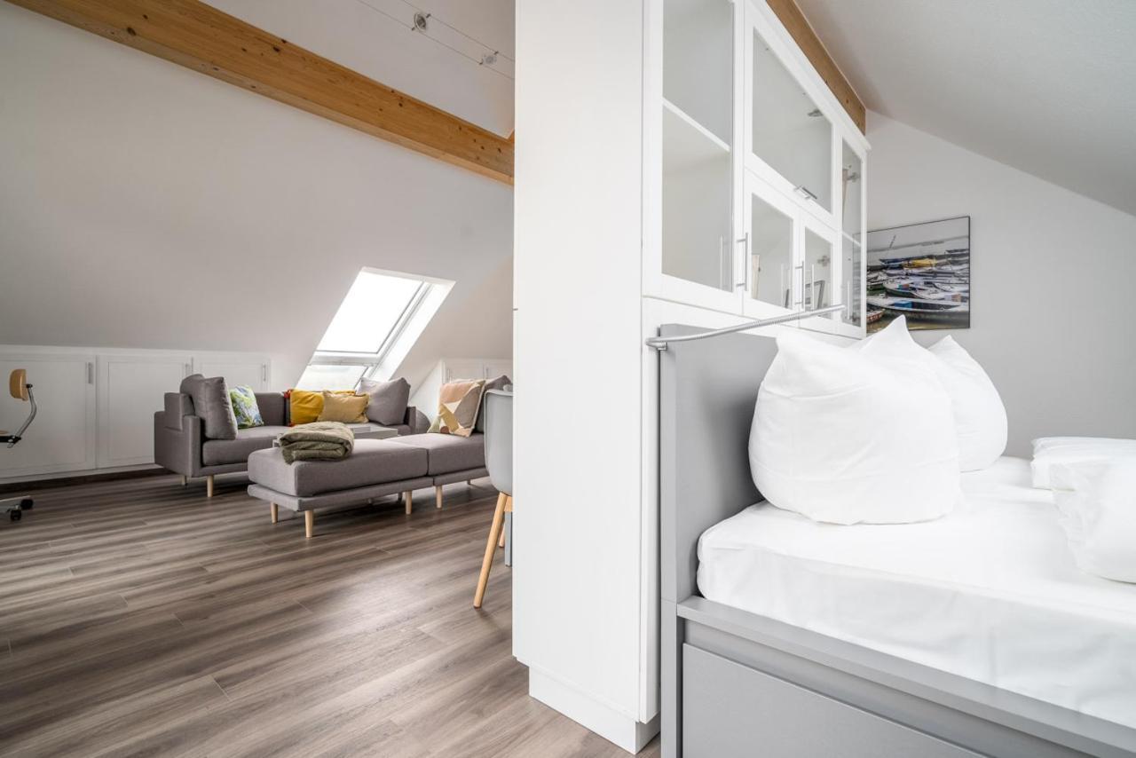 Appartement Roter Milan Рехлин Екстериор снимка