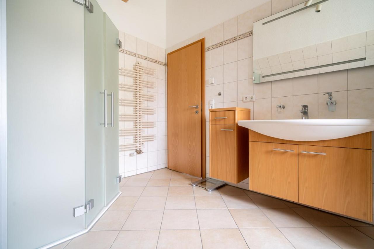 Appartement Roter Milan Рехлин Екстериор снимка