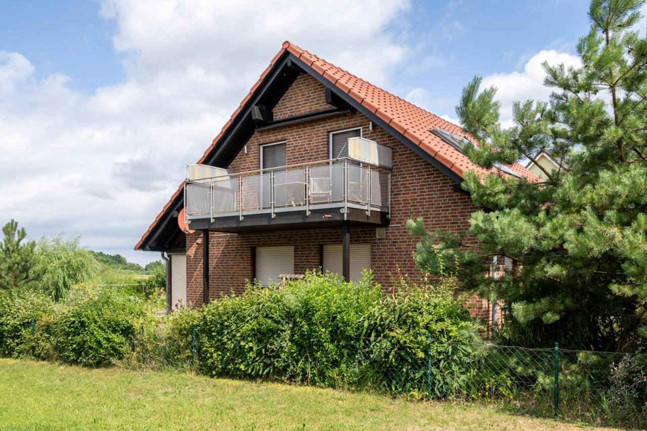 Appartement Roter Milan Рехлин Екстериор снимка